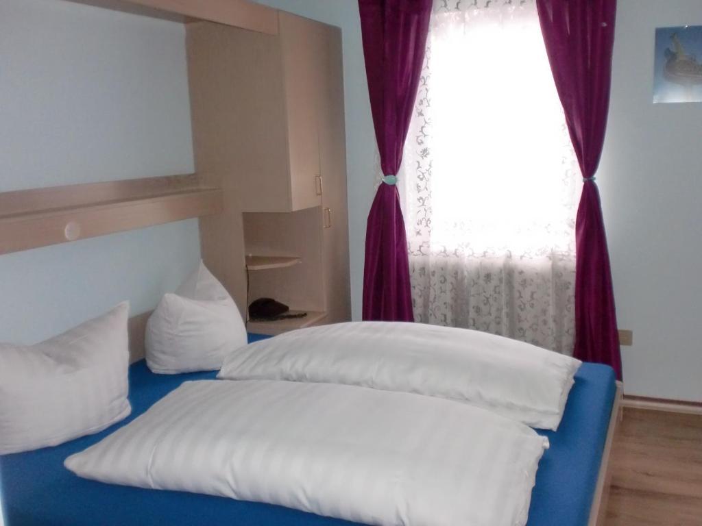 Hotel Sonne Bad Wildbad Værelse billede